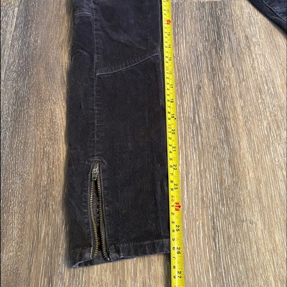 Charcoal Corduroy Skinny Pants - Picture 13 of 14